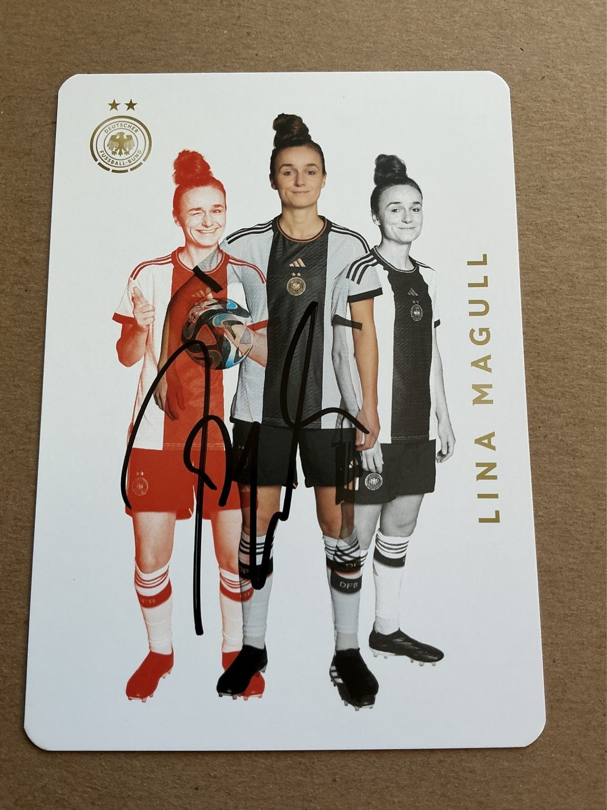 Lina Magull, Germany 🇩🇪 FIFA World Cup 2023 hand signed - Autographs-World
