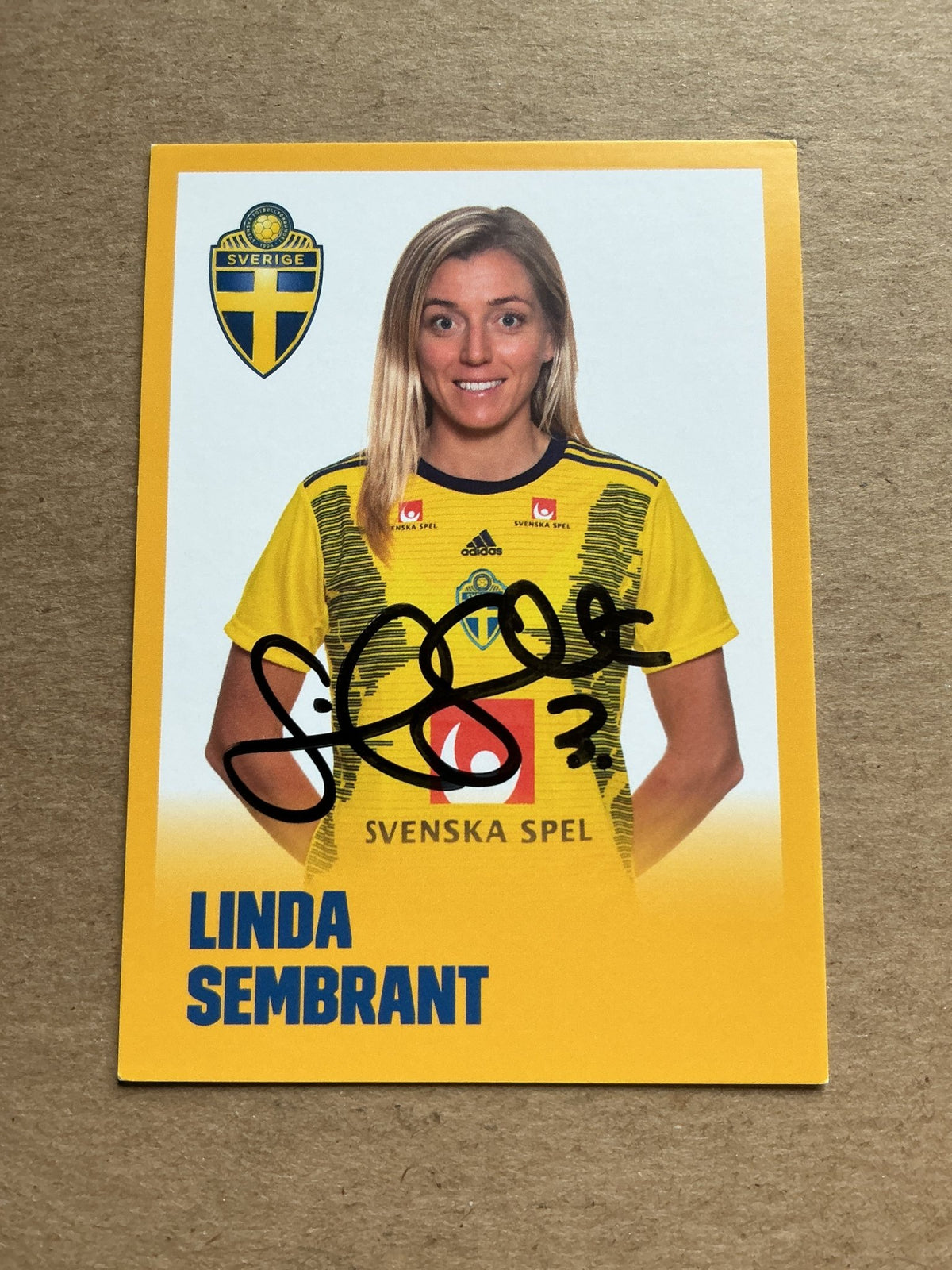 Linda Sembrandt, Sweden 🇸🇪 UEFA Women’s Euro 2022 hand signed - Autographs-World