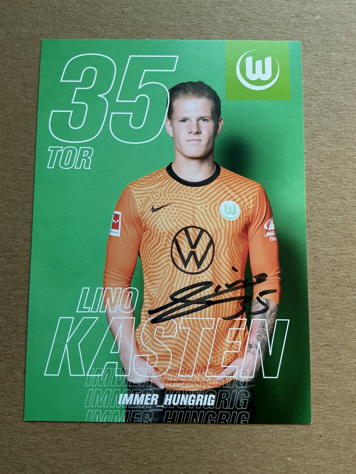 Lino Kasten, Germany 🇩🇪 VfL Wolfsburg 2020/21 hand signed - Autographs-World