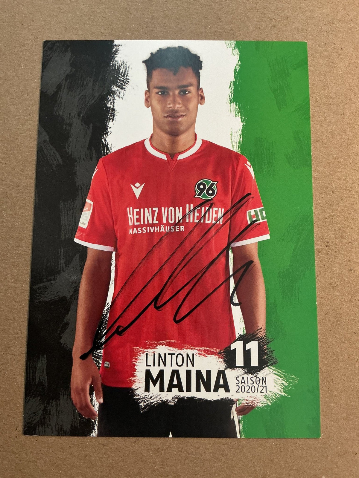 Linton Maina, Germany 🇩🇪 Hannover 96 2020/21 hand signed - Autographs-World
