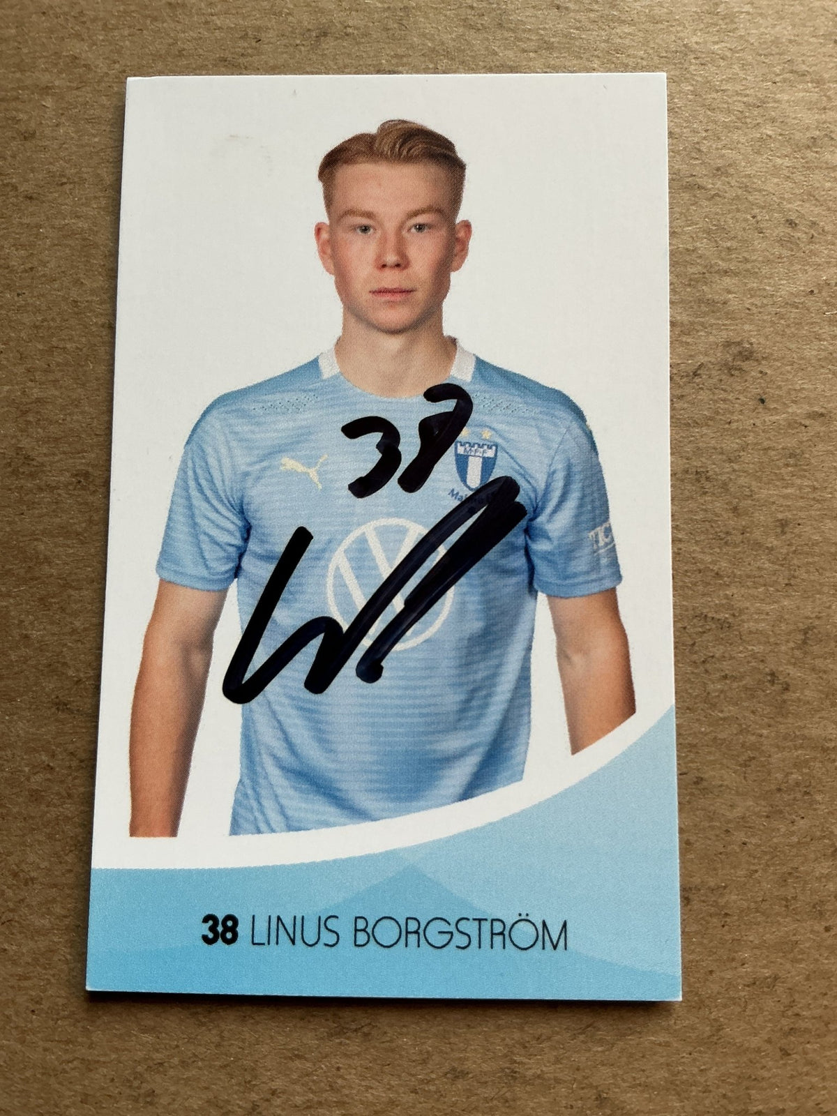 Linus Borgström, Sweden 🇸🇪 Malmö FF 2020/21 hand signed - Autographs-World