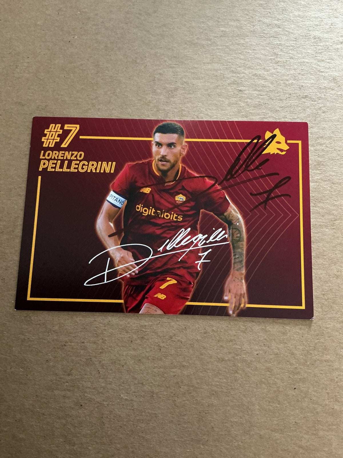 Lorenzo Pellegrini, Italy 🇮🇹 AS Roma 2022/23 hand signed - Autographs-World