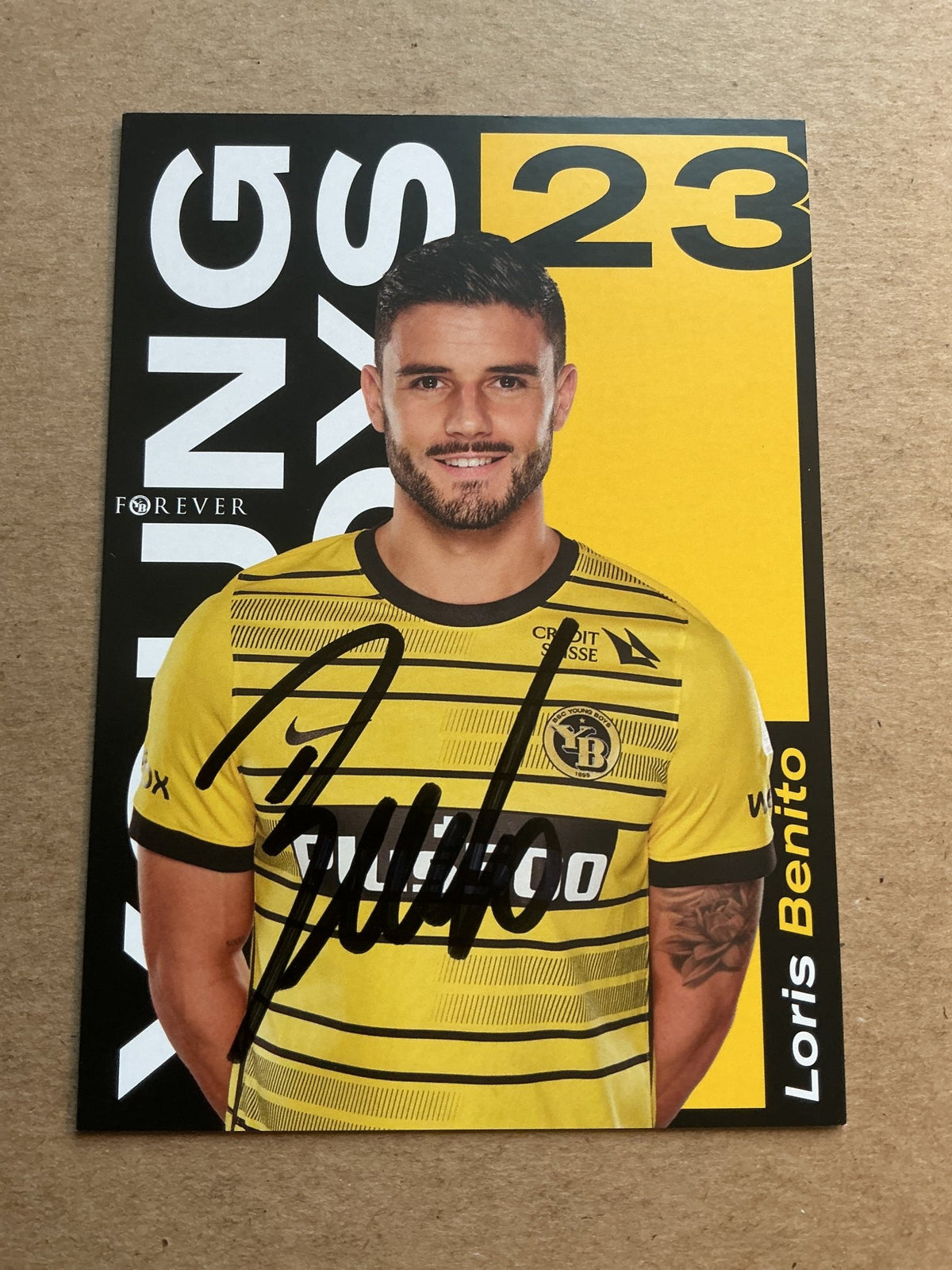 Loris Benito, Switzerland 🇨🇭 BSC Young Boys Bern 2022/23 hand signed - Autographs-World