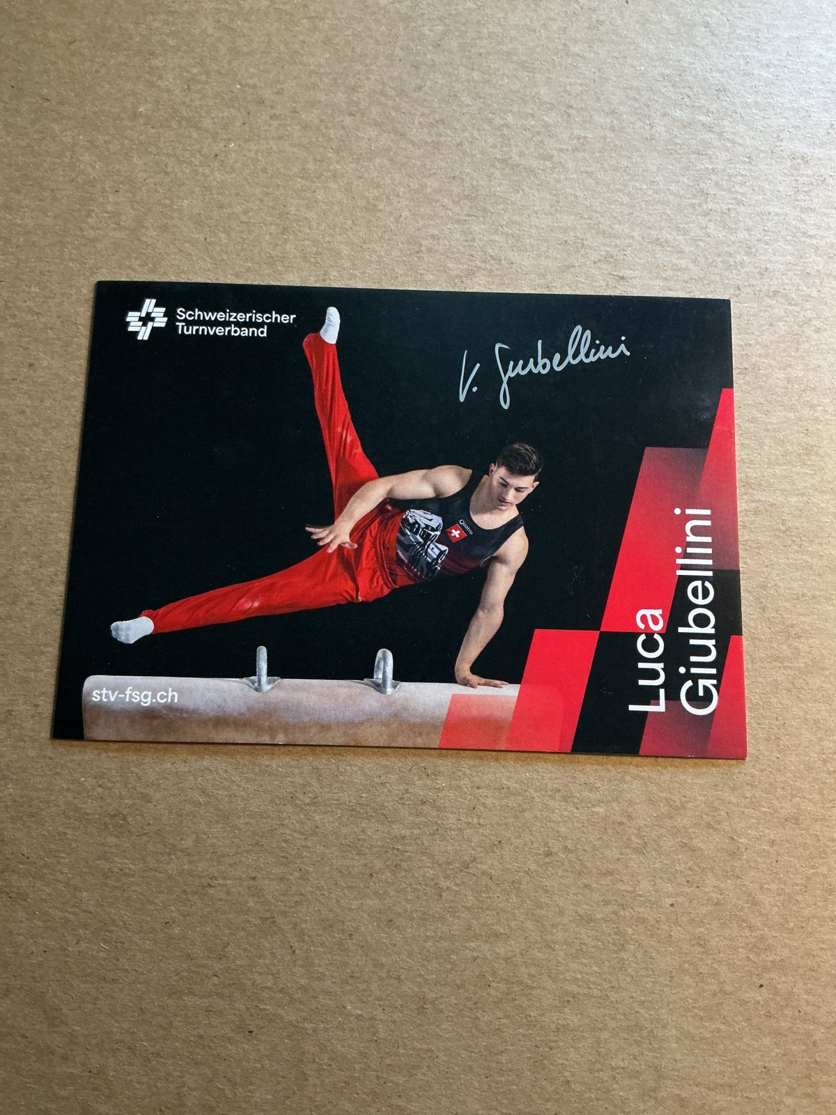 Luca Giubellini, Switzerland 🇨🇭 Gymnastics Sports 2025 hand signed - Autographs-World
