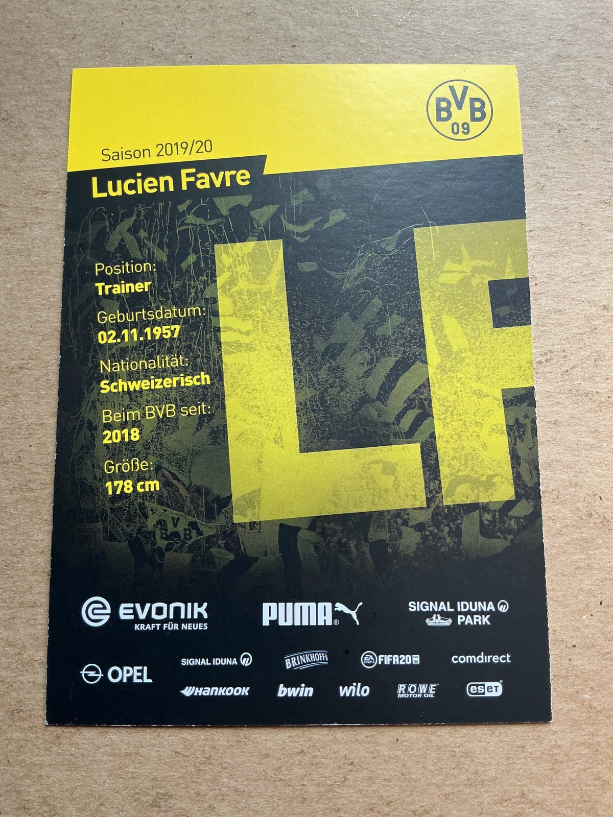 Lucien Favre, Switzerland 🇨🇭 Borussia Dortmund 2019/20 hand signed - Autographs-World