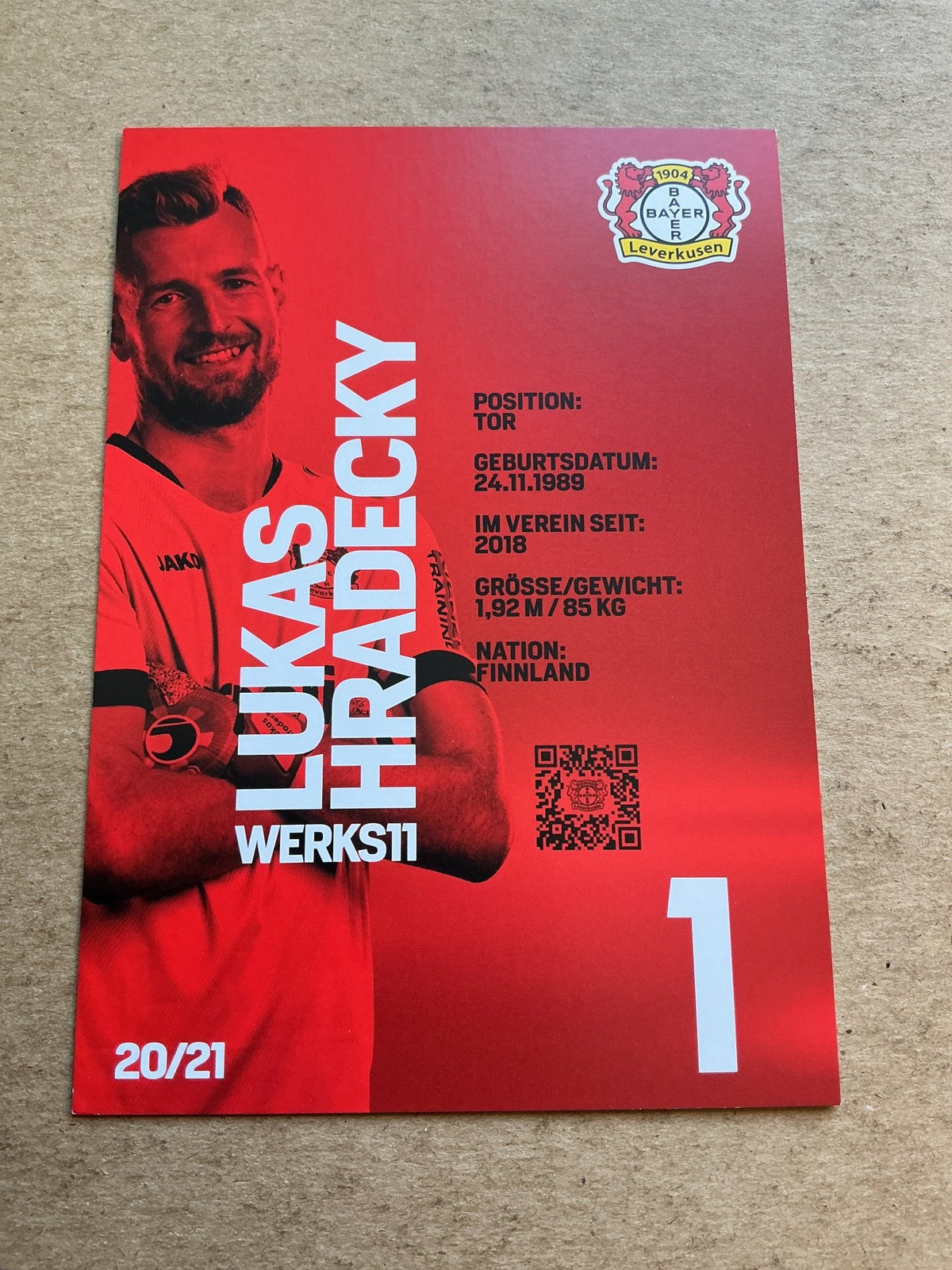 Lukas Hradecky, Finland 🇫🇮 Bayer 04 Leverkusen 2020/21 hand signed - Autographs-World