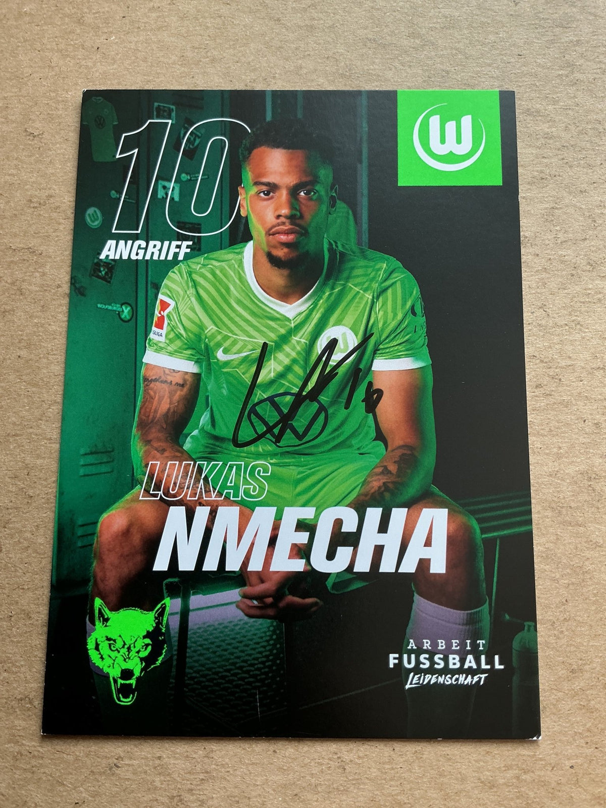 Lukas Nmecha, Germany 🇩🇪 VfL Wolfsburg 2021/22 hand signed - Autographs-World