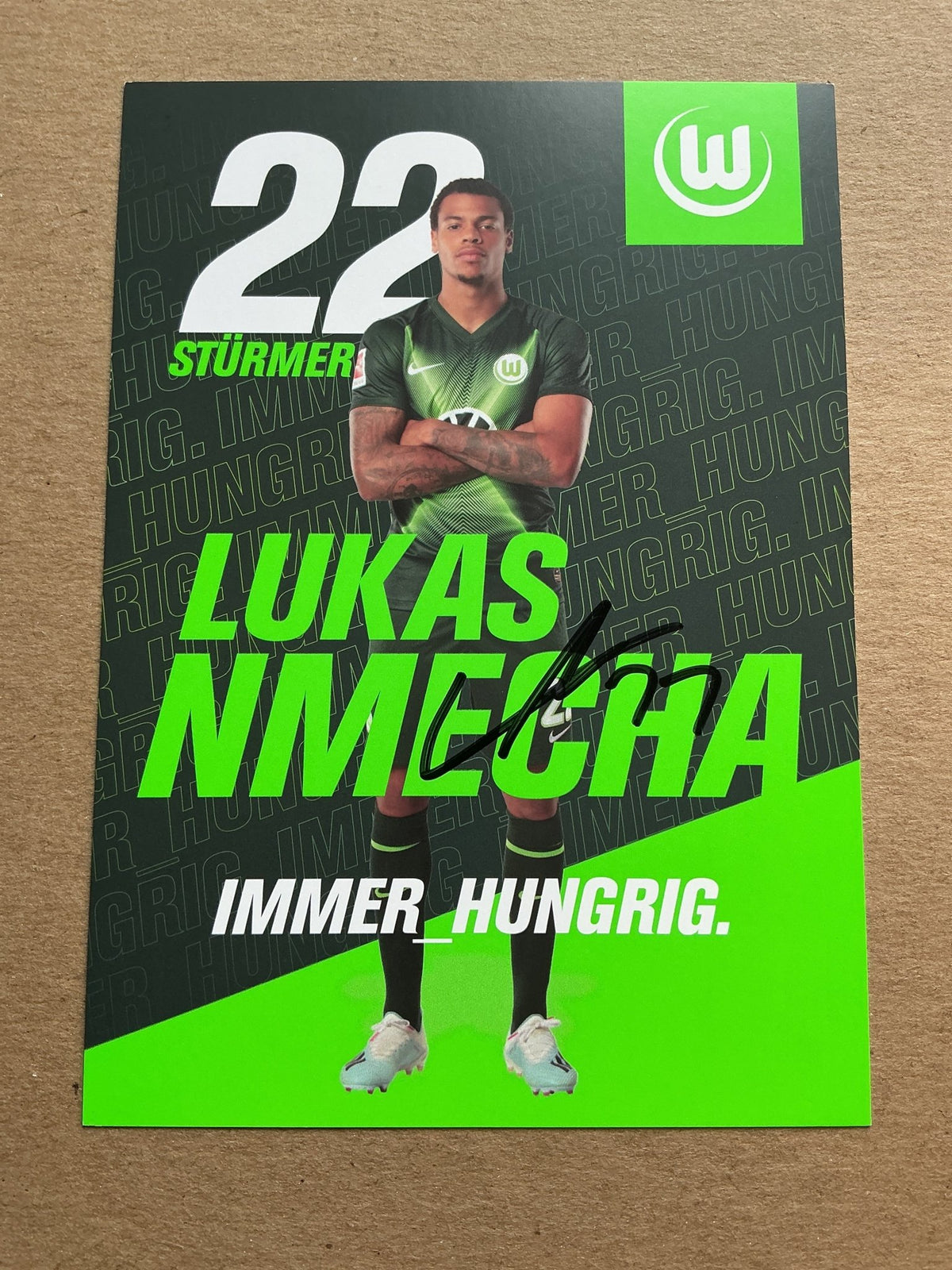 Lukas Nmecha, Switzerland 🇨🇭 VfL Wolfsburg 2019/20 hand signed - Autographs-World