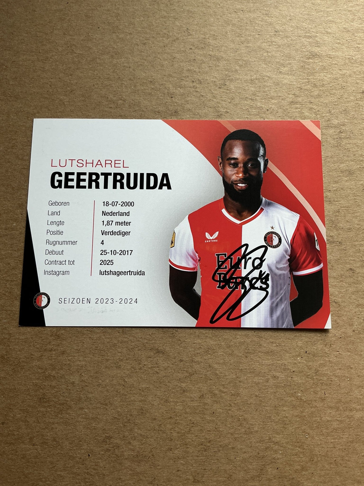 Lutsharel Geertruida, Netherlands 🇳🇱 Feyenoord Rotterdam 2023/24 hand signed - Autographs-World