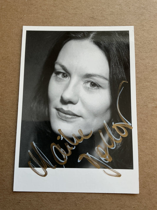 Maike Bollow, Germany 🇩🇪 Actress hand signed - Autographs-World