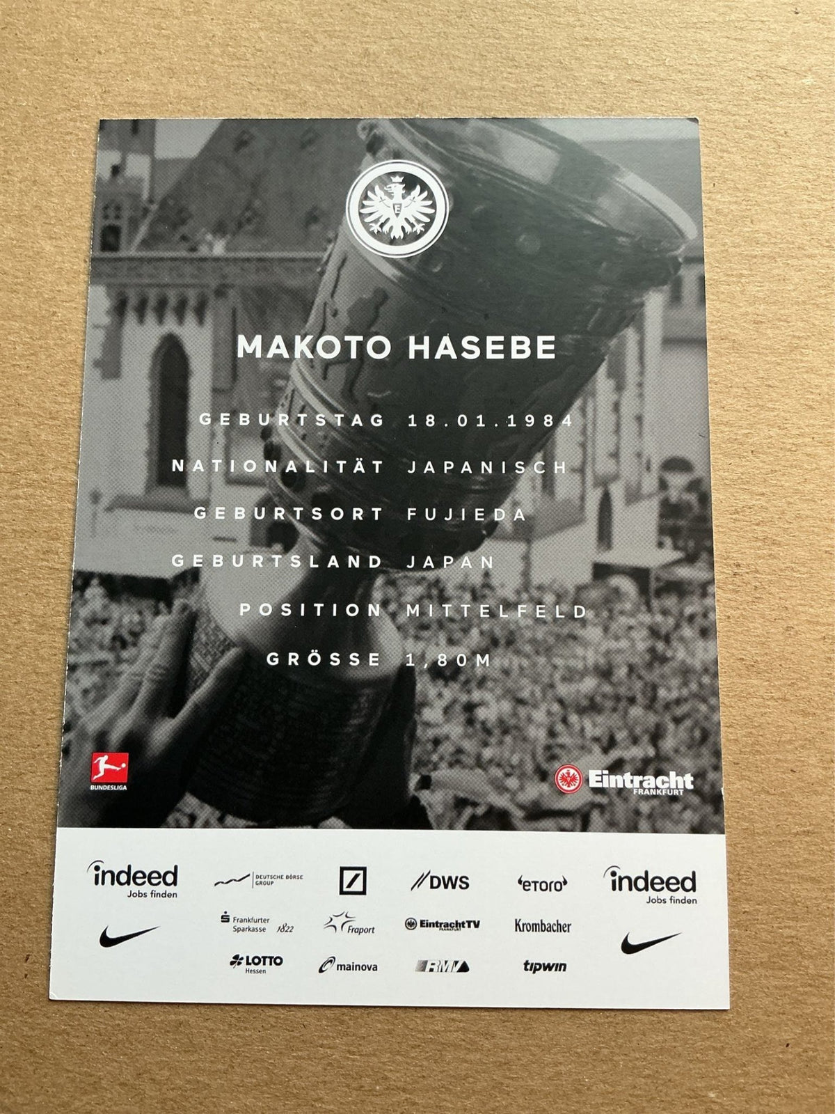 Makoto Hasebe, Japan 🇯🇵 Eintracht Frankfurt 2018/19 hand signed - Autographs-World