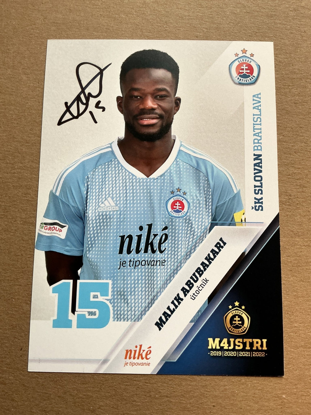 Malik Abubakari, Ghana 🇬🇭 ŠK Slovan Bratislava 2022/23 hand signed - Autographs-World