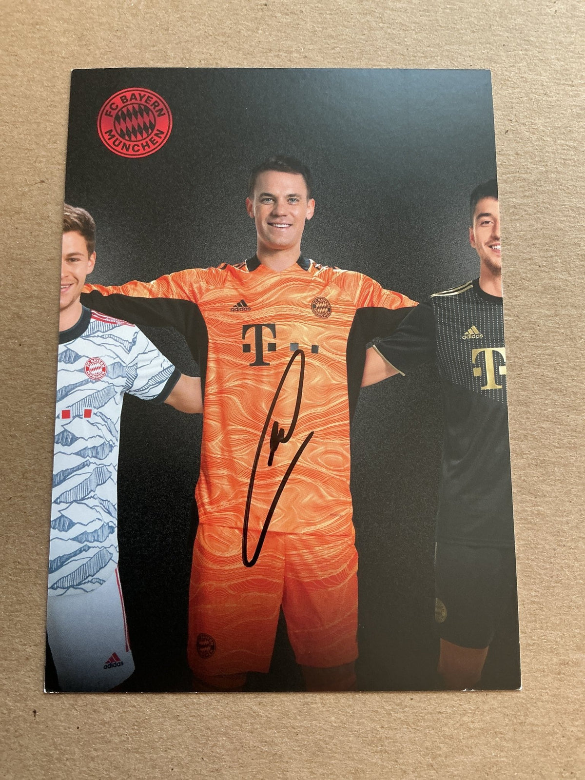 Manuel Neuer, Germany 🇩🇪 FC Bayern München 2021/22 hand signed - Autographs-World