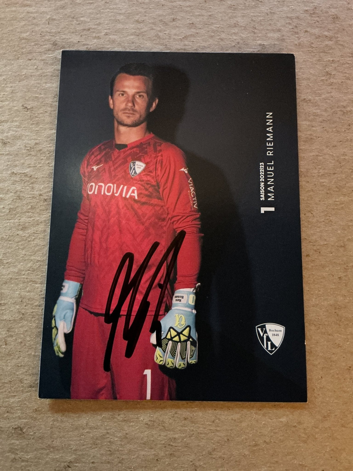 Manuel Riemann, Germany 🇩🇪 VfL Bochum 2022/23 hand signed - Autographs-World