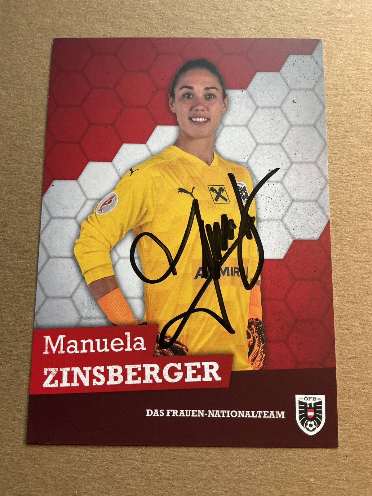 Manuela Zinsberger, Austria 🇦🇹 UEFA Women’s Euro 2022 hand signed - Autographs-World