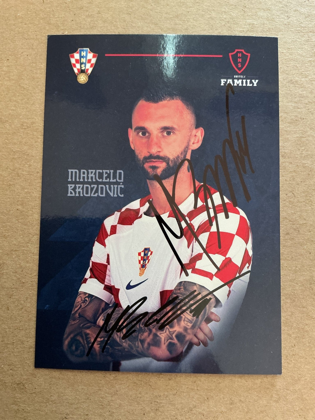Marcelo Brozovic, Croatia 🇭🇷 FIFA World Cup 2022 hand signed - Autographs-World