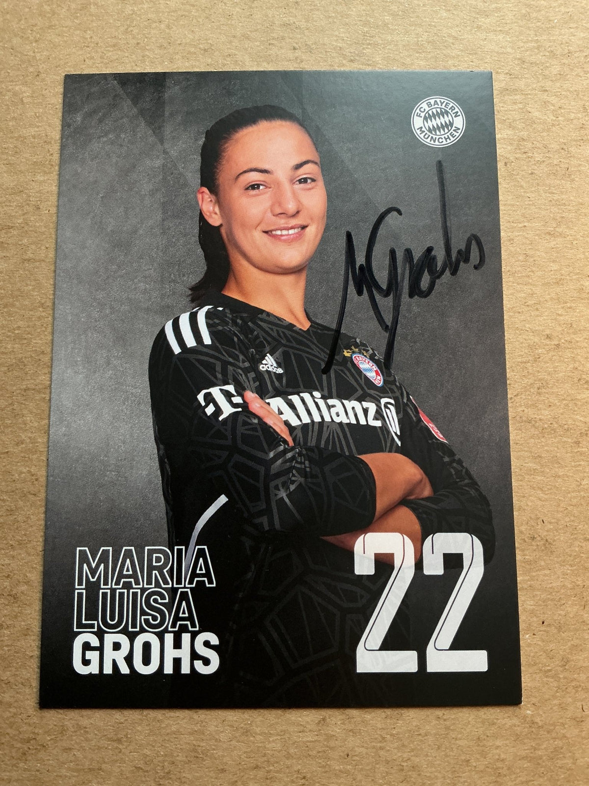 Maria Luisa Grohs, Germany 🇩🇪 FC Bayern München 2022/23 hand signed - Autographs-World