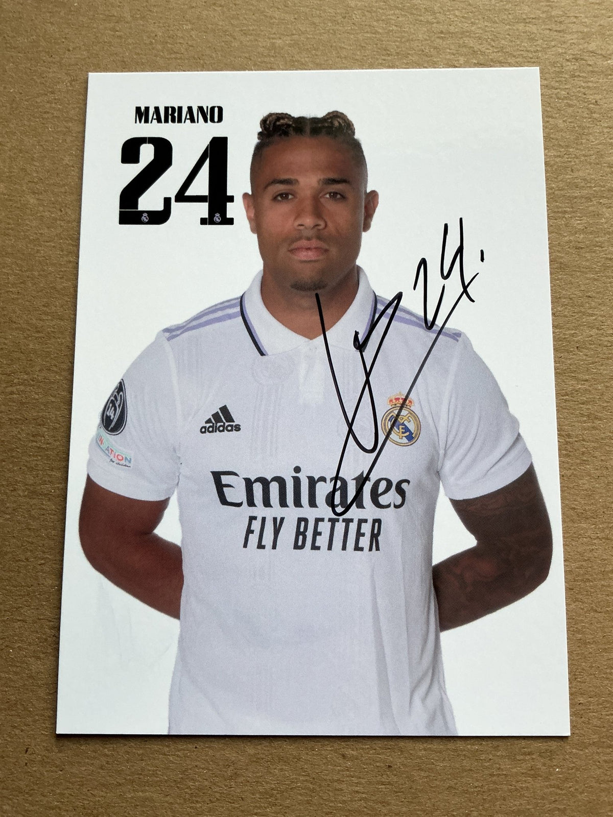 Mariano Díaz, Dominican Republic 🇩🇴 Real Madrid 2022/23 hand signed - Autographs-World
