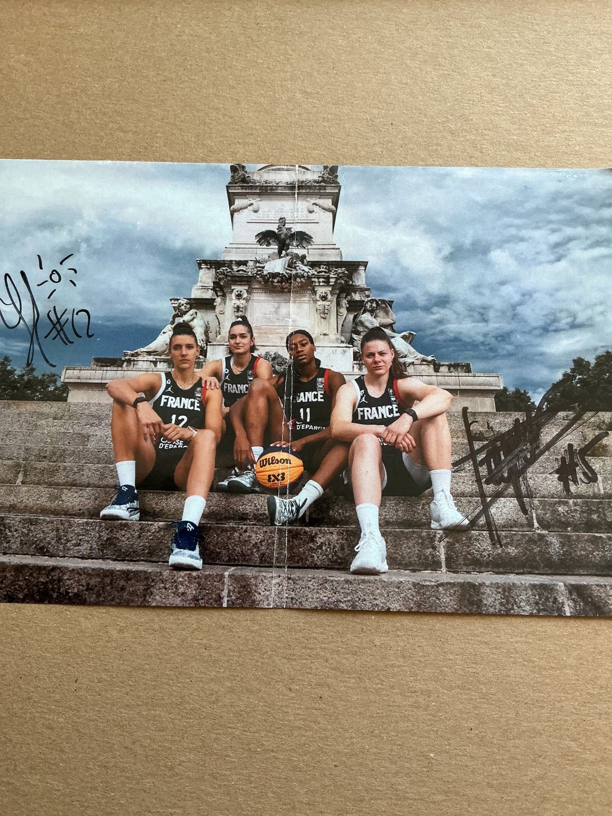 Marie-Eve Paget, France 🇫🇷 Basketball 3x3 Summer Olympics 2024 hand signed - Autographs-World