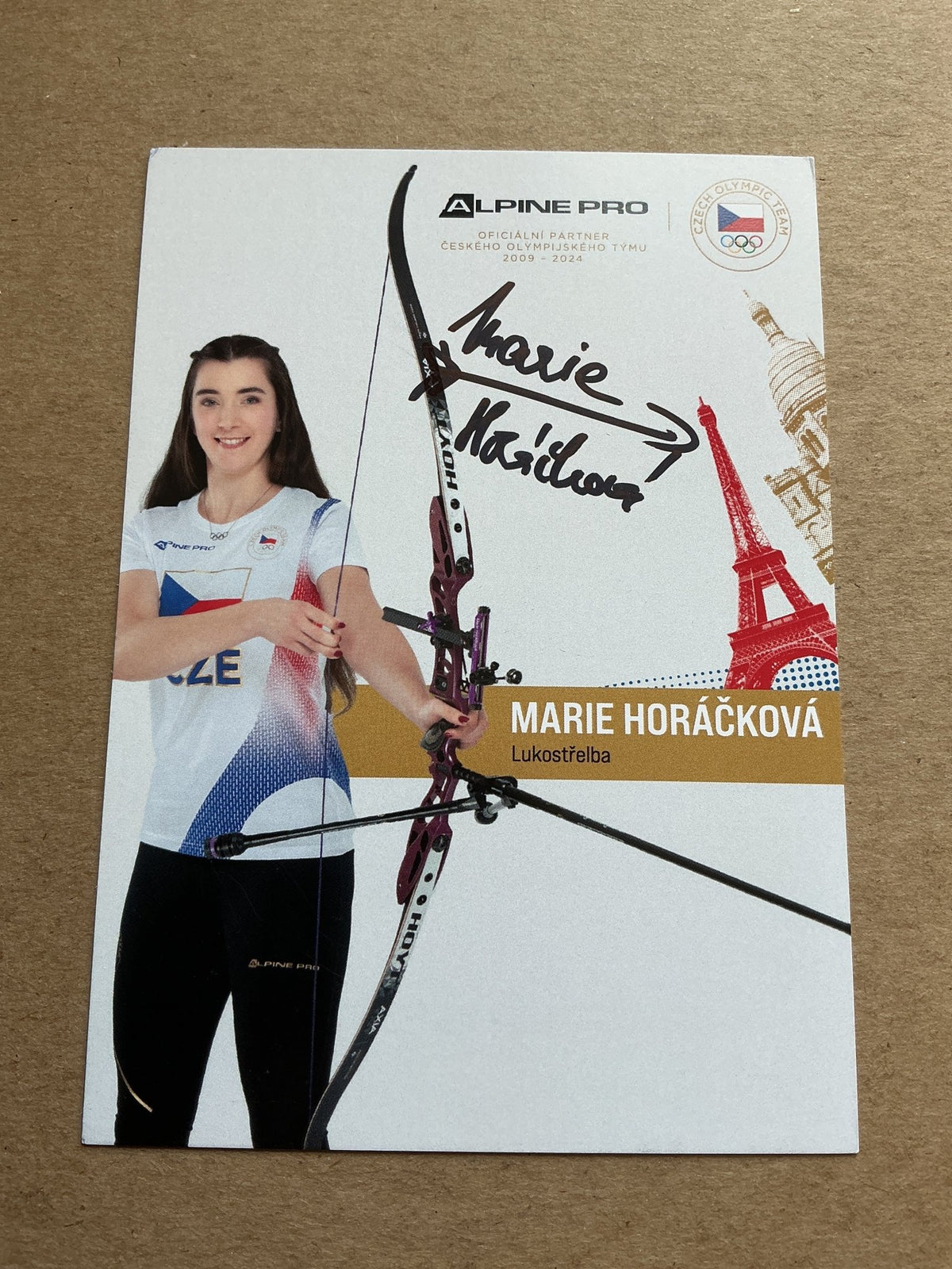 Marie Horackova, Czech Republic 🇨🇿 Archery Summer Olympics 2024 hand signed - Autographs-World