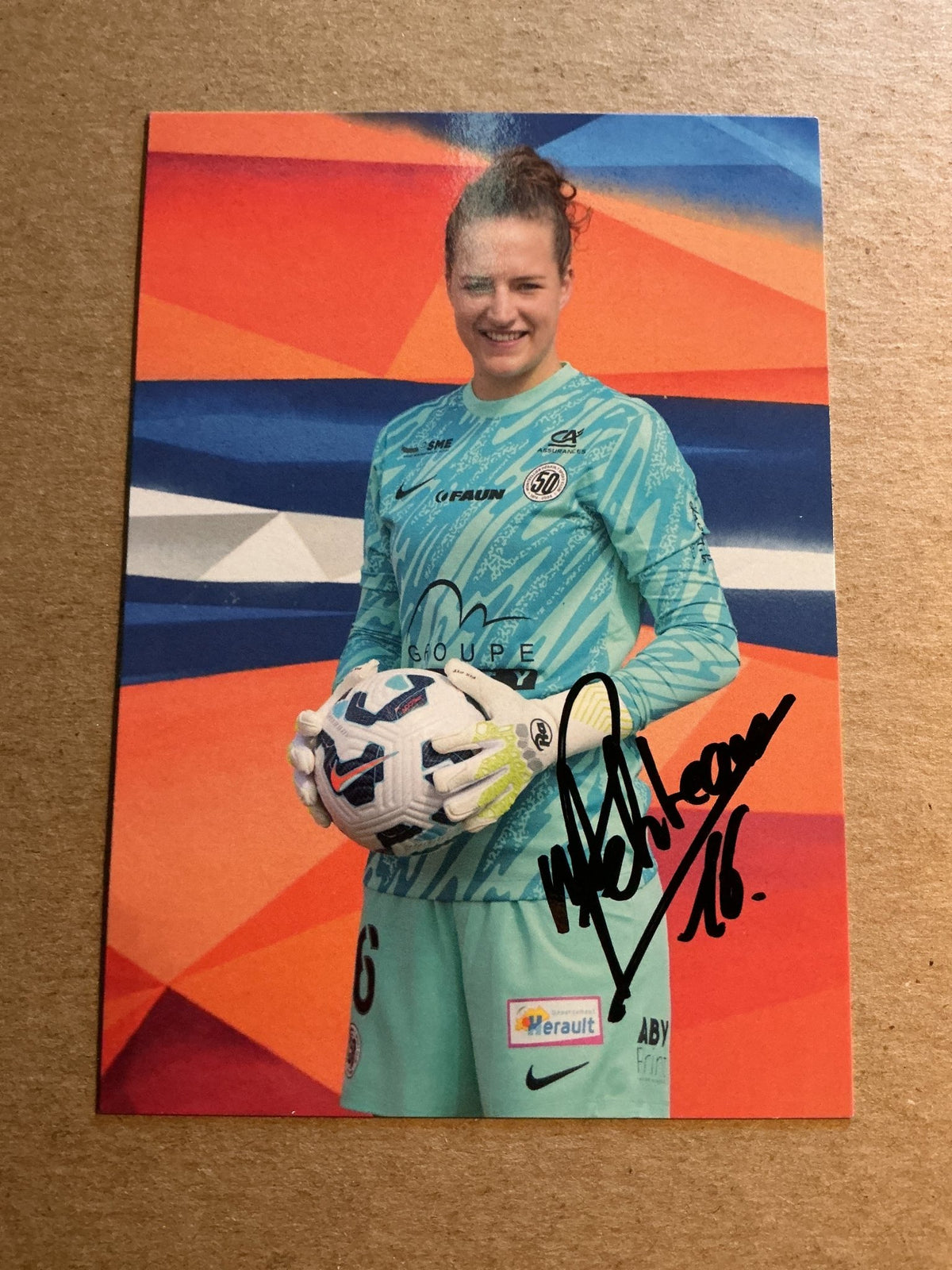 Marie Petiteau, France 🇫🇷 Montpellier HSC 2024/25 hand signed - Autographs-World