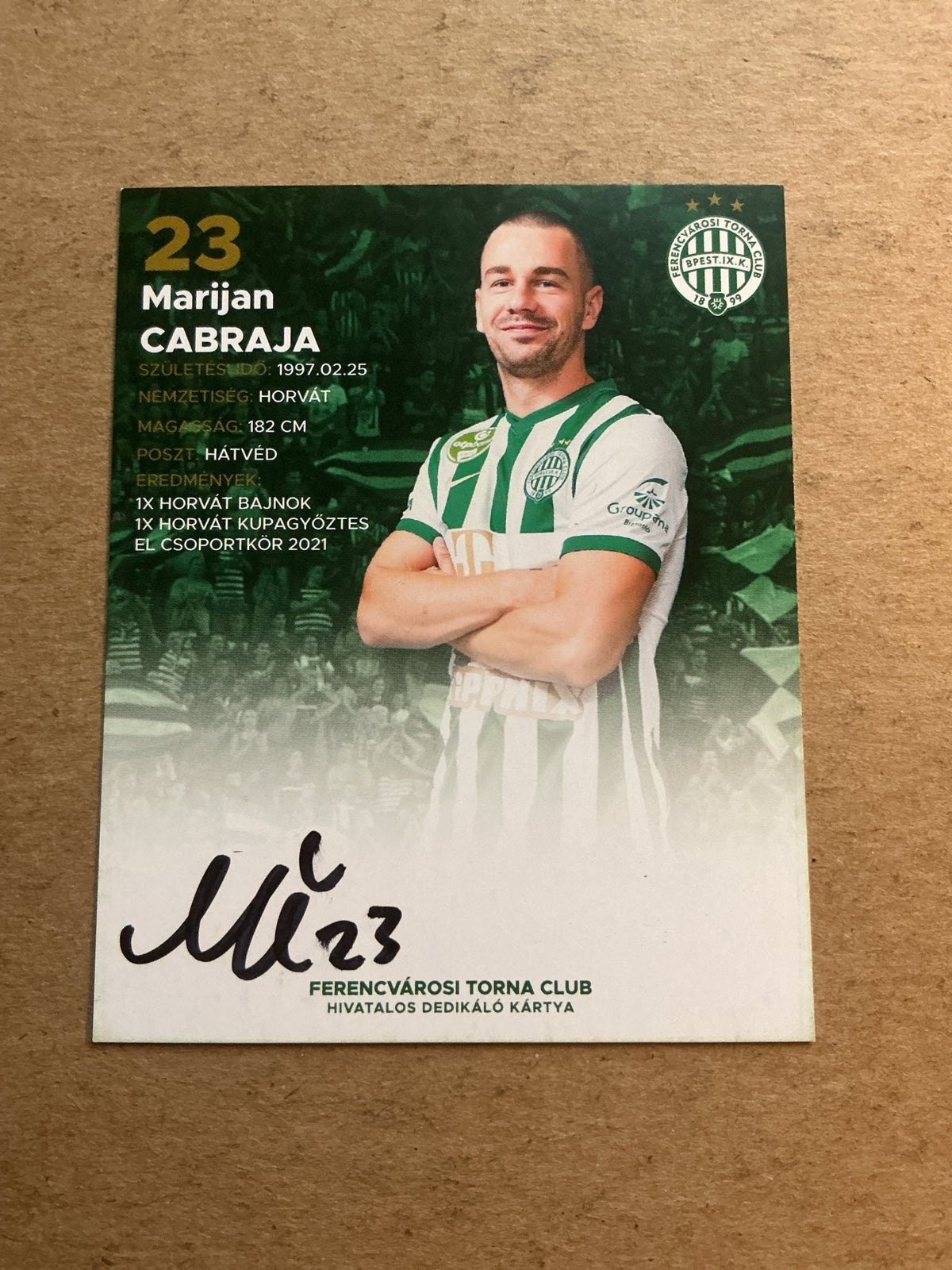 Marijan Čabraja, Croatia 🇭🇷 Ferencvaros TC 2021/22 hand signed - Autographs-World