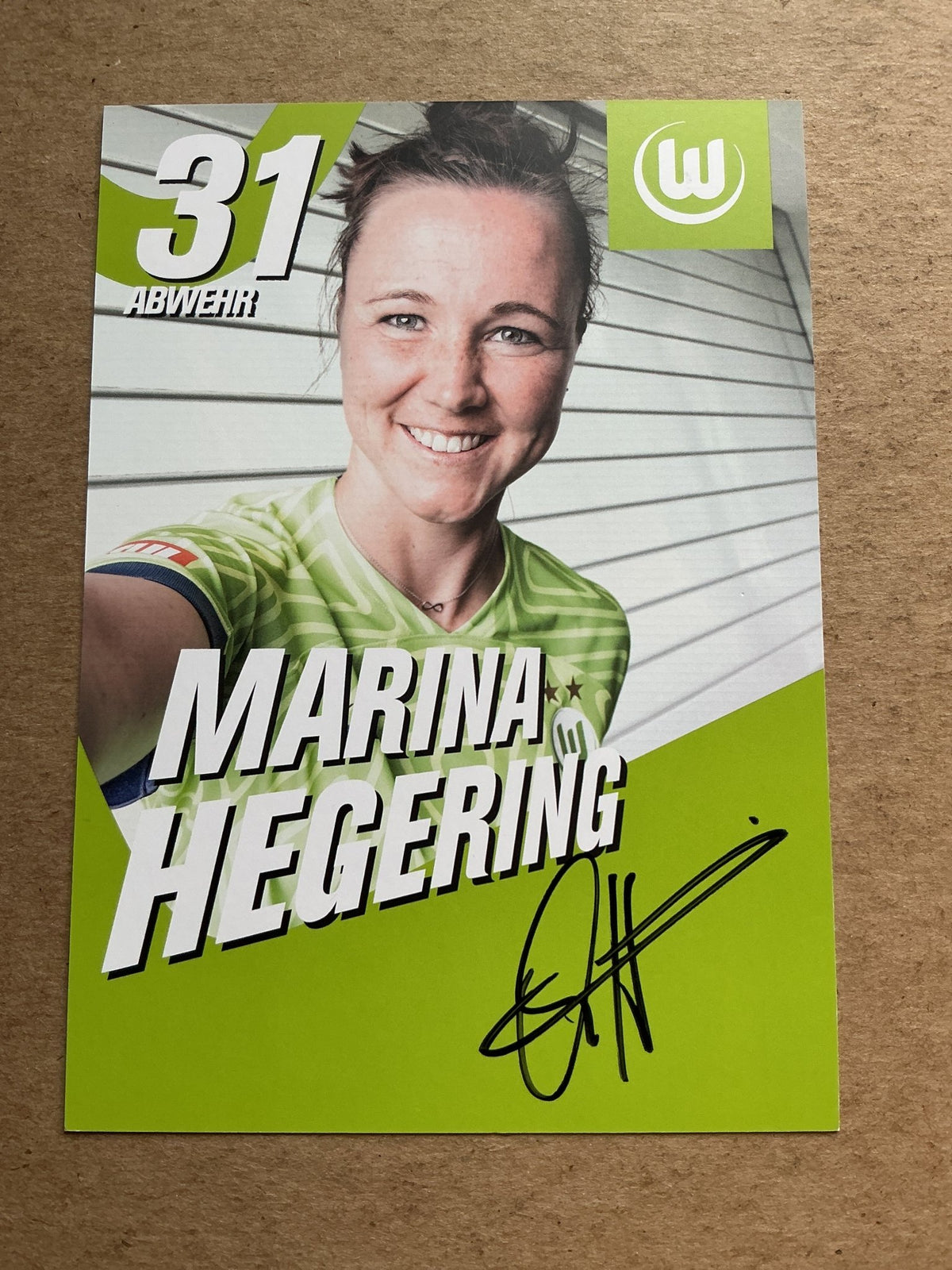 Marina Hegering, Germany 🇩🇪 VfL Wolfsburg 2022/23 hand signed - Autographs-World