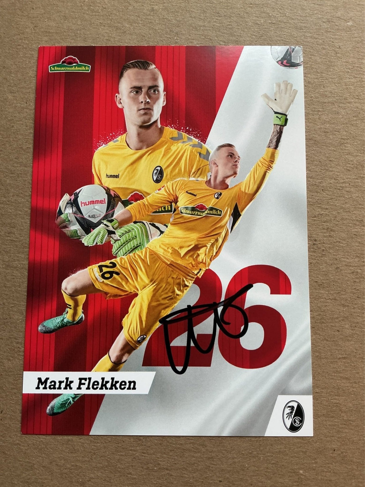 Mark Flekken, Netherlands 🇳🇱 SC Freiburg 2018/19 hand signed - Autographs-World