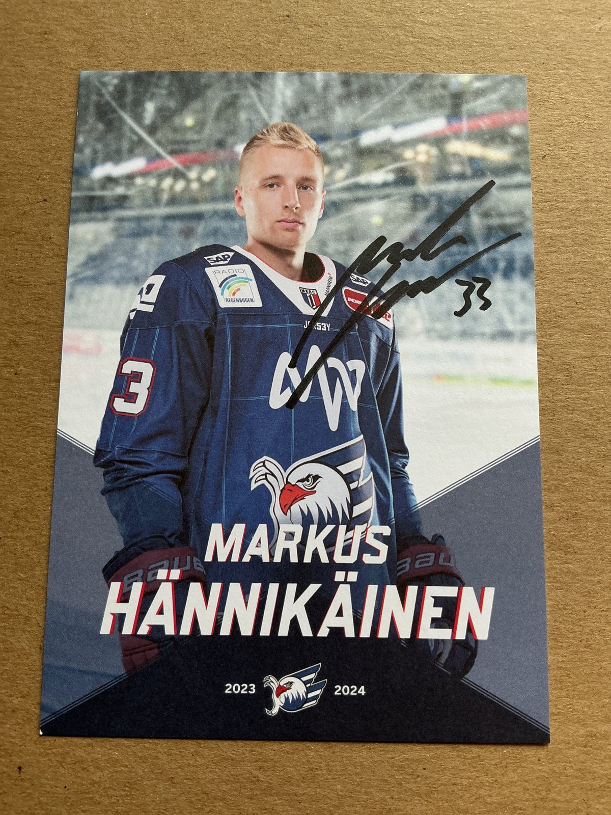Markus Hännikäinen, Finland 🇫🇮 Adler Mannheim 2023/24 hand signed - Autographs-World