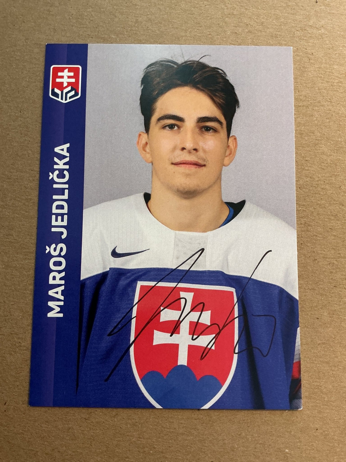 Maroš Jedlička, Slovakia 🇸🇰 Colorado Eagles 2023/24 hand signed - Autographs-World