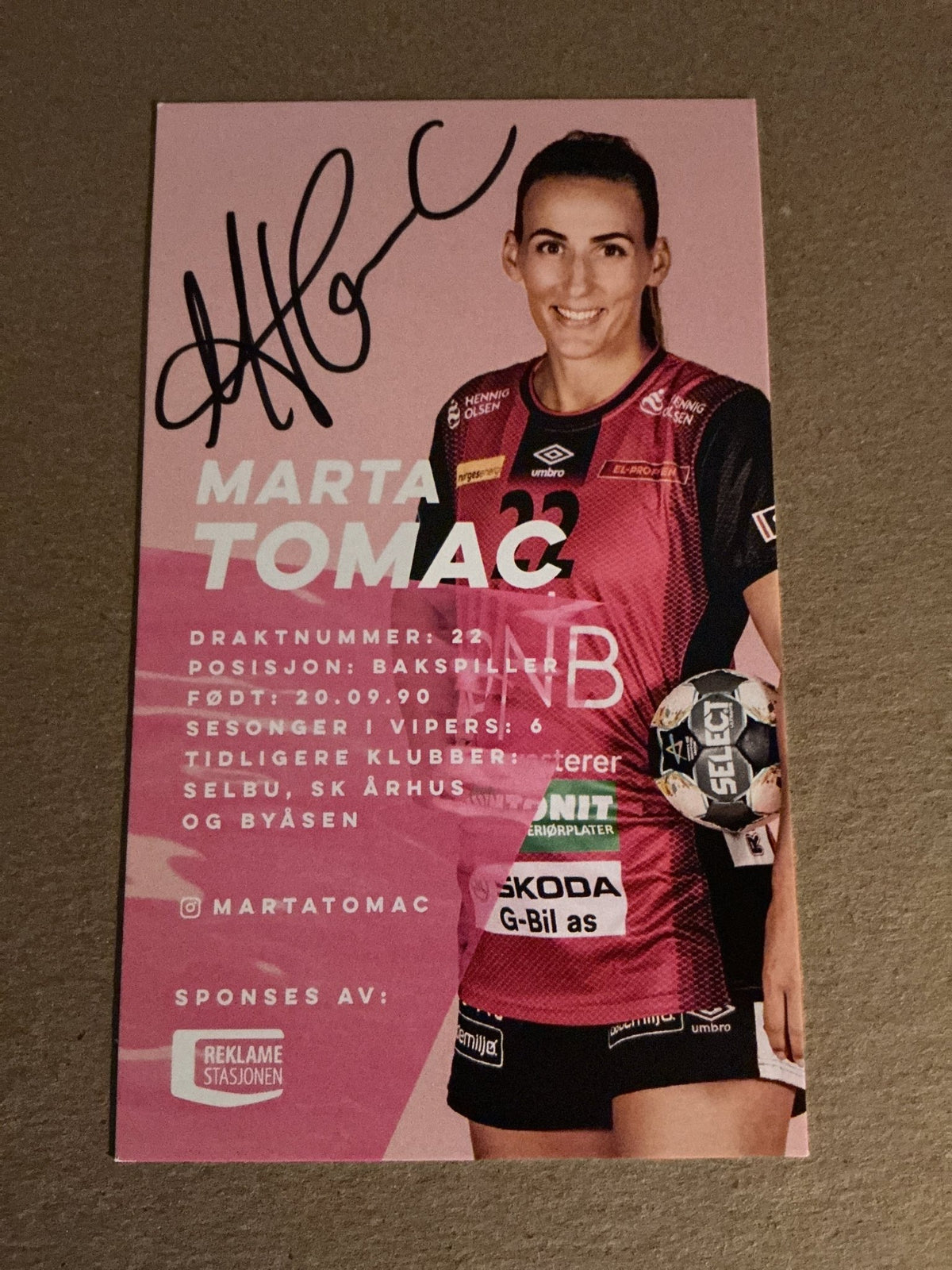 Marta Tomac, Norway 🇳🇴 Handball Vipers 2021/22 hand signed - Autographs-World
