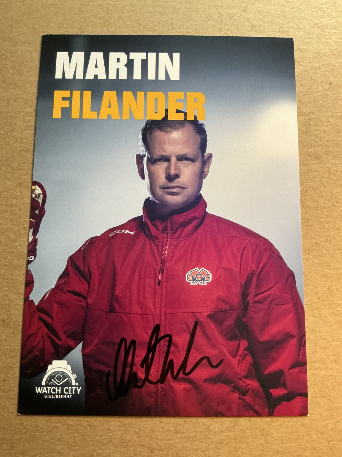 Martin Filander, Sweden 🇸🇪 EHC Biel-Bienne 2024/25 hand signed - Autographs-World
