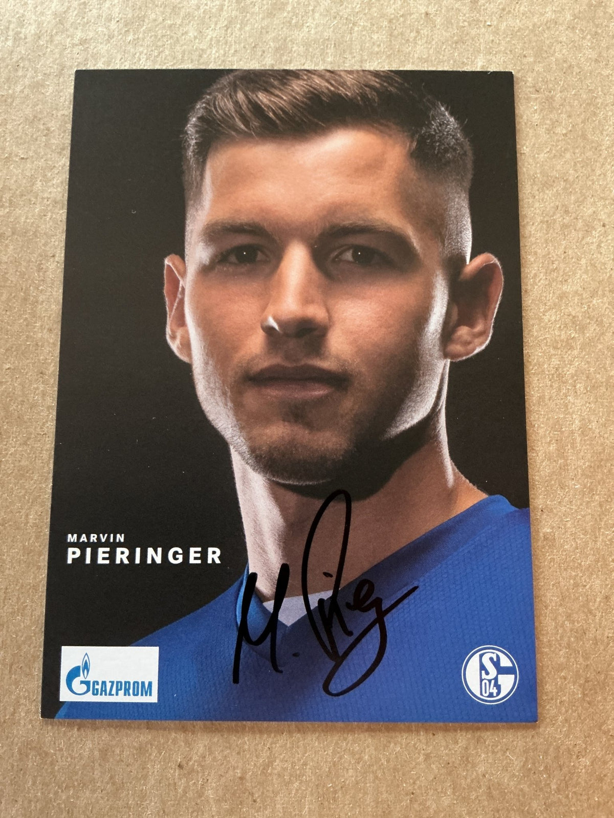 Marvin Pieringer, Germany 🇩🇪 FC Schalke 04 2021/22 hand signed - Autographs-World