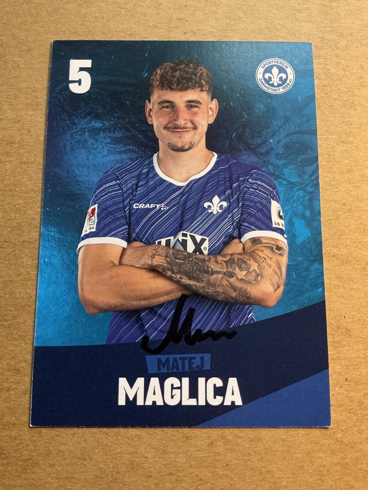 Matej Maglica, Croatia 🇭🇷 SV Darmstadt 98 2023/24 hand signed - Autographs-World