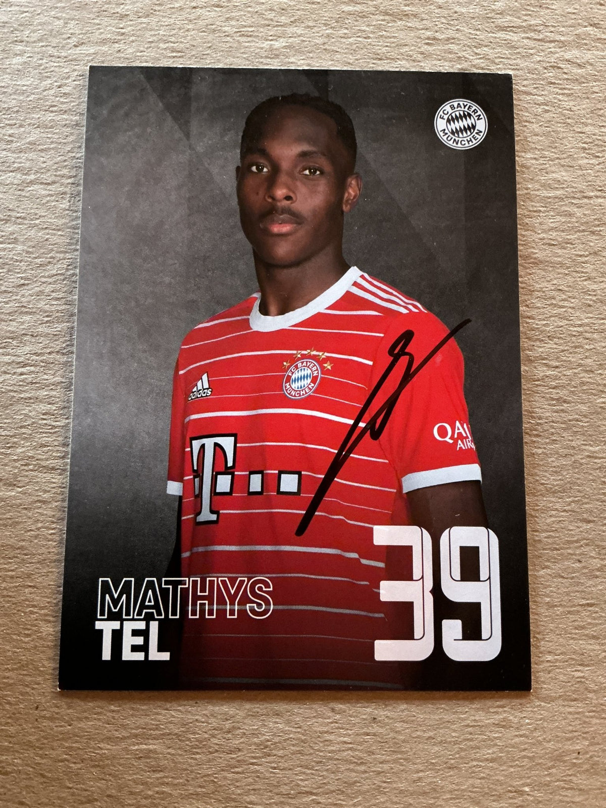 Mathys Tel, France 🇫🇷 FC Bayern München 2022/23 hand signed - Autographs-World