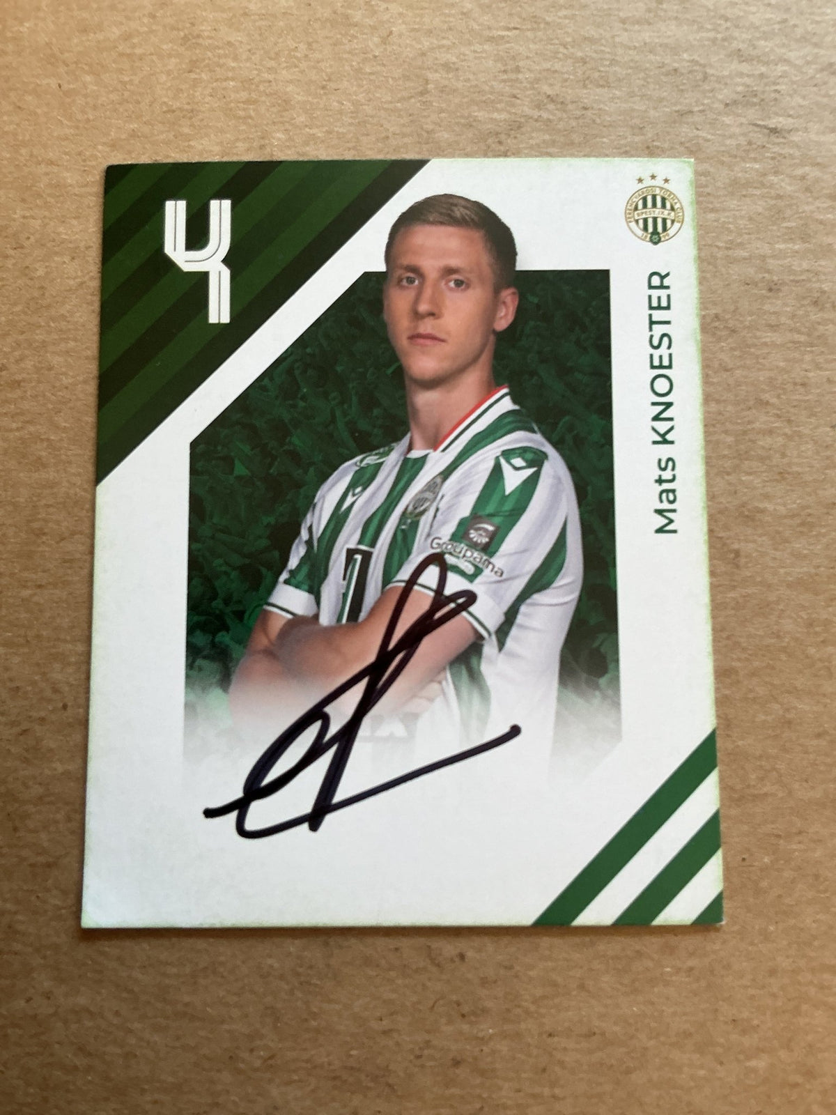 Mats Knoester, Netherlands 🇳🇱 Ferencvaros TC 2024/25 hand signed - Autographs-World