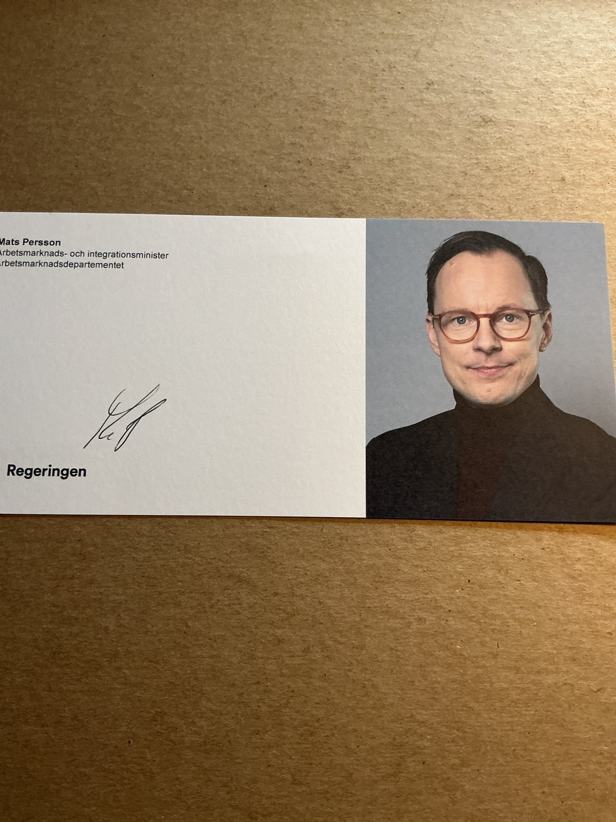 Mats Persson, Sweden 🇸🇪 Minister for Emploment 2025 hand signed - Autographs-World