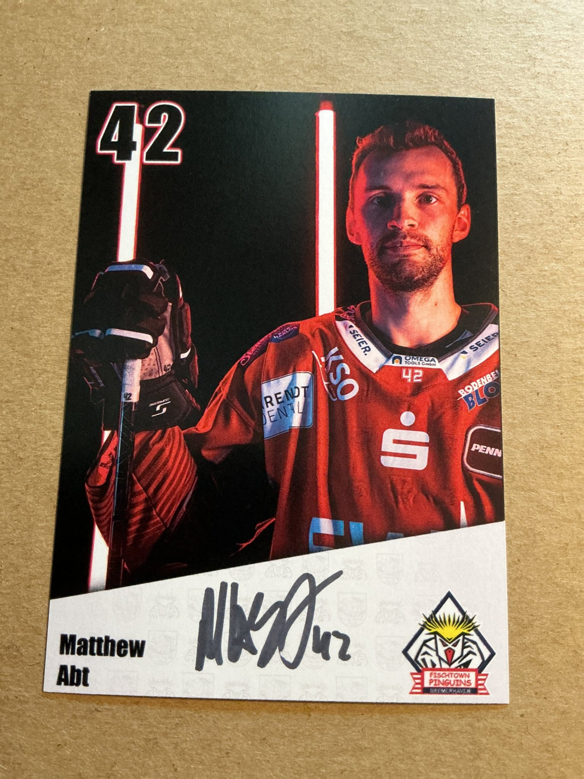 Matthew Abt, Canada 🇨🇦 Fishtown Pinguins 2024/25 hand signed - Autographs-World