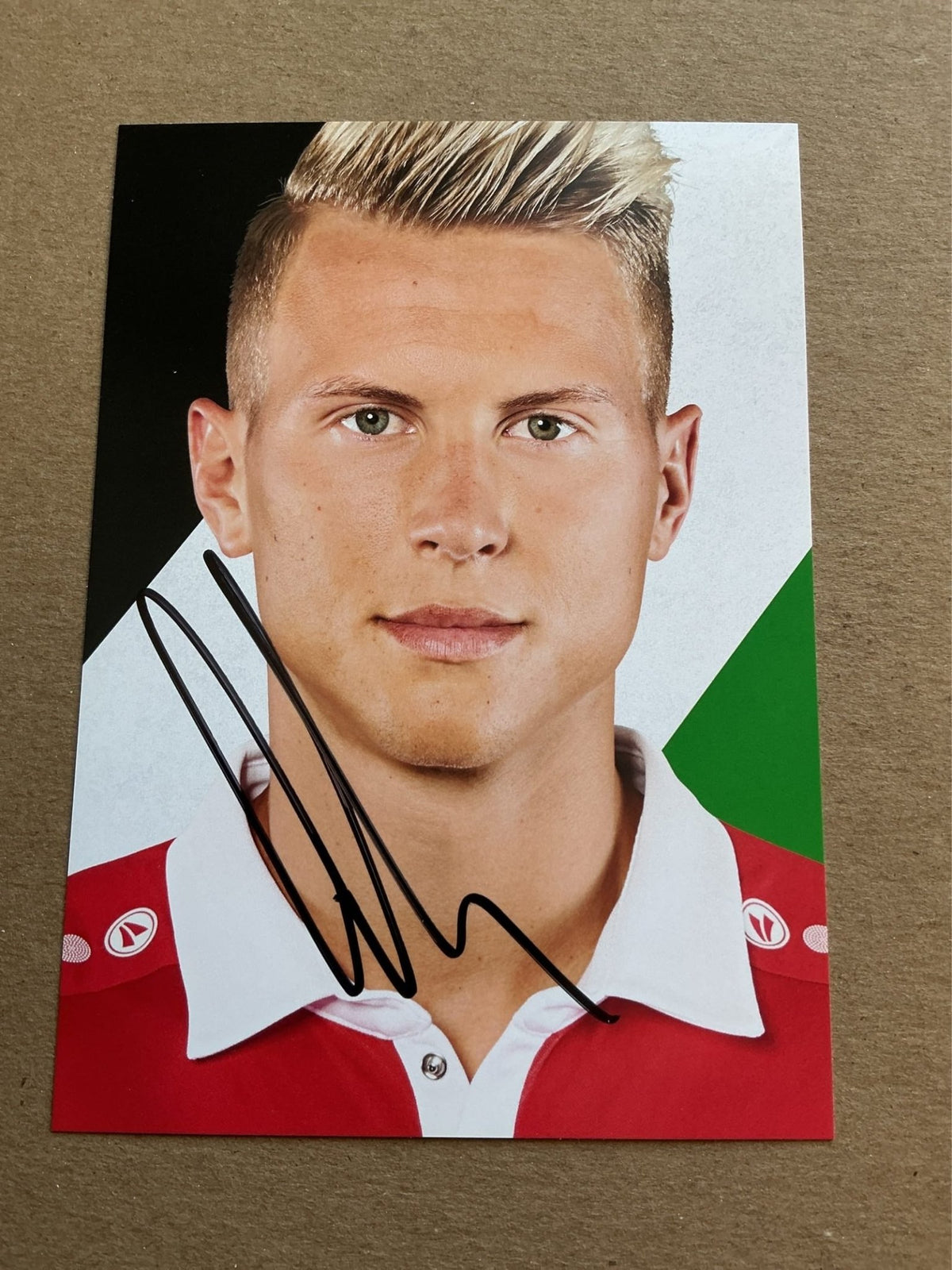 Matthias Ostrzolek, Germany 🇩🇪 Hannover 96 2017/18 hand signed - Autographs-World