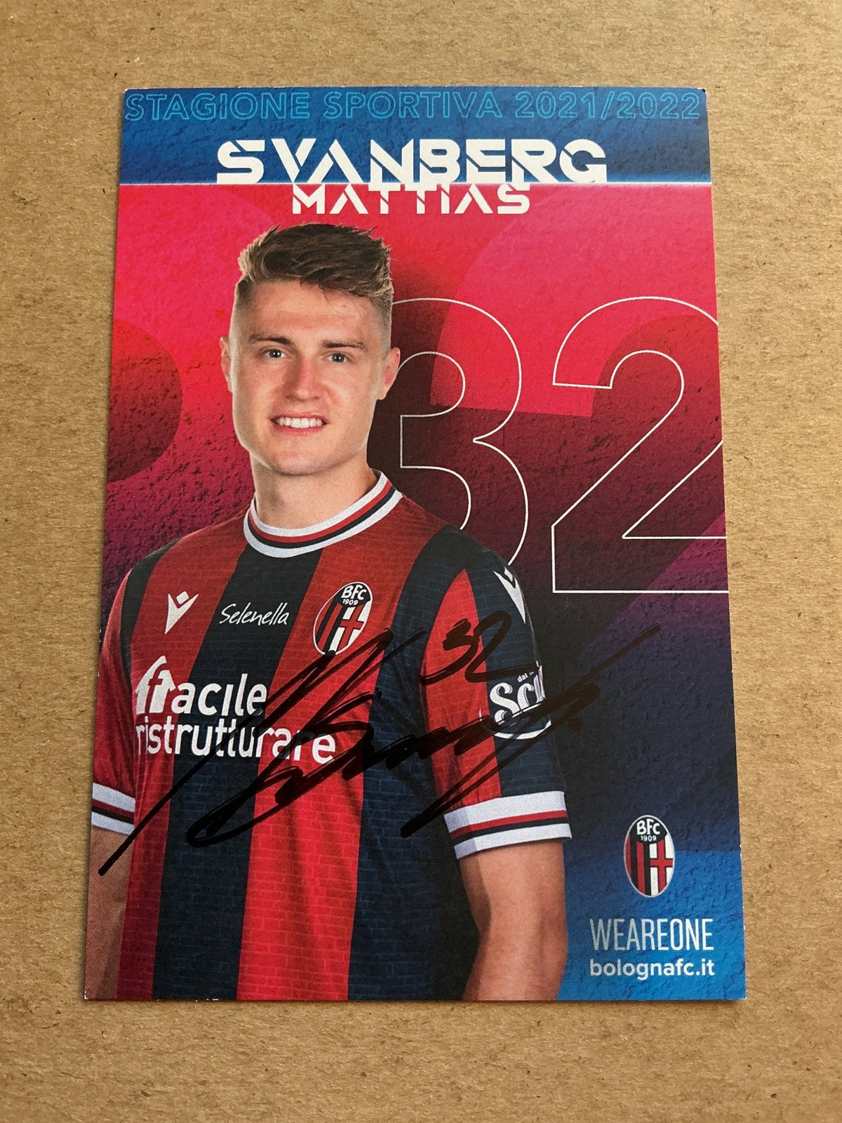 Mattias Svanberg, Sweden 🇸🇪 Bologna FC 1909 2021/22 hand signed - Autographs-World
