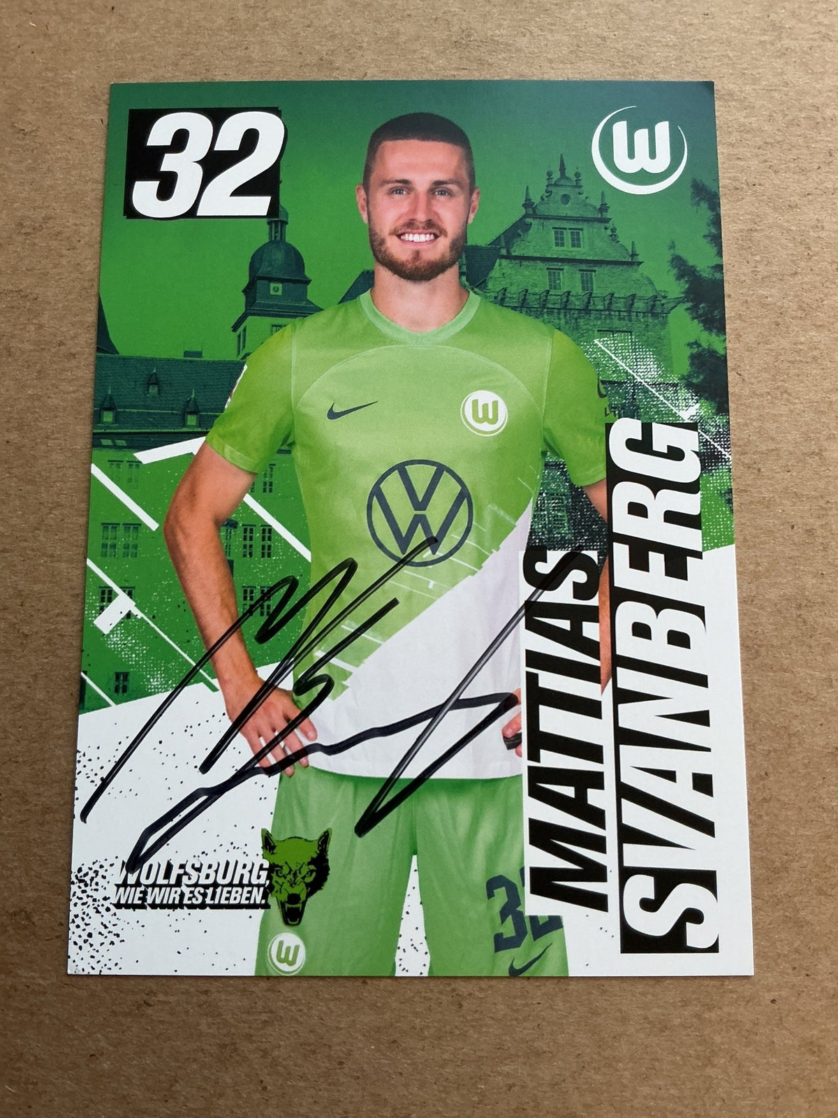 Mattias Svanberg, Sweden 🇸🇪 VfL Wolfsburg 2023/24 hand signed - Autographs-World