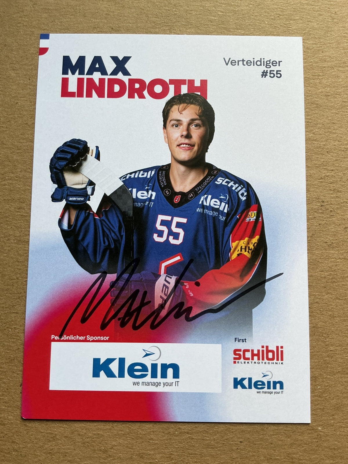 Max Lindroth, Sweden 🇸🇪 EHC Kloten 2025/26 hand signed - Autographs-World