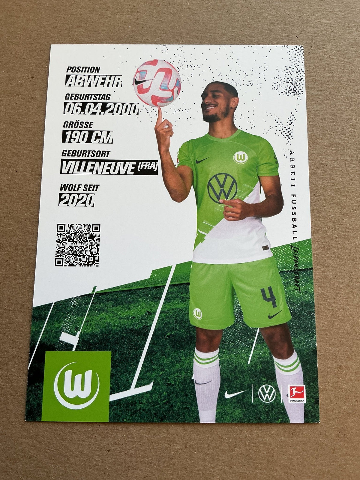 Maxence Lacroix, France 🇫🇷 VfL Wolfsburg 2023/24 hand signed - Autographs-World