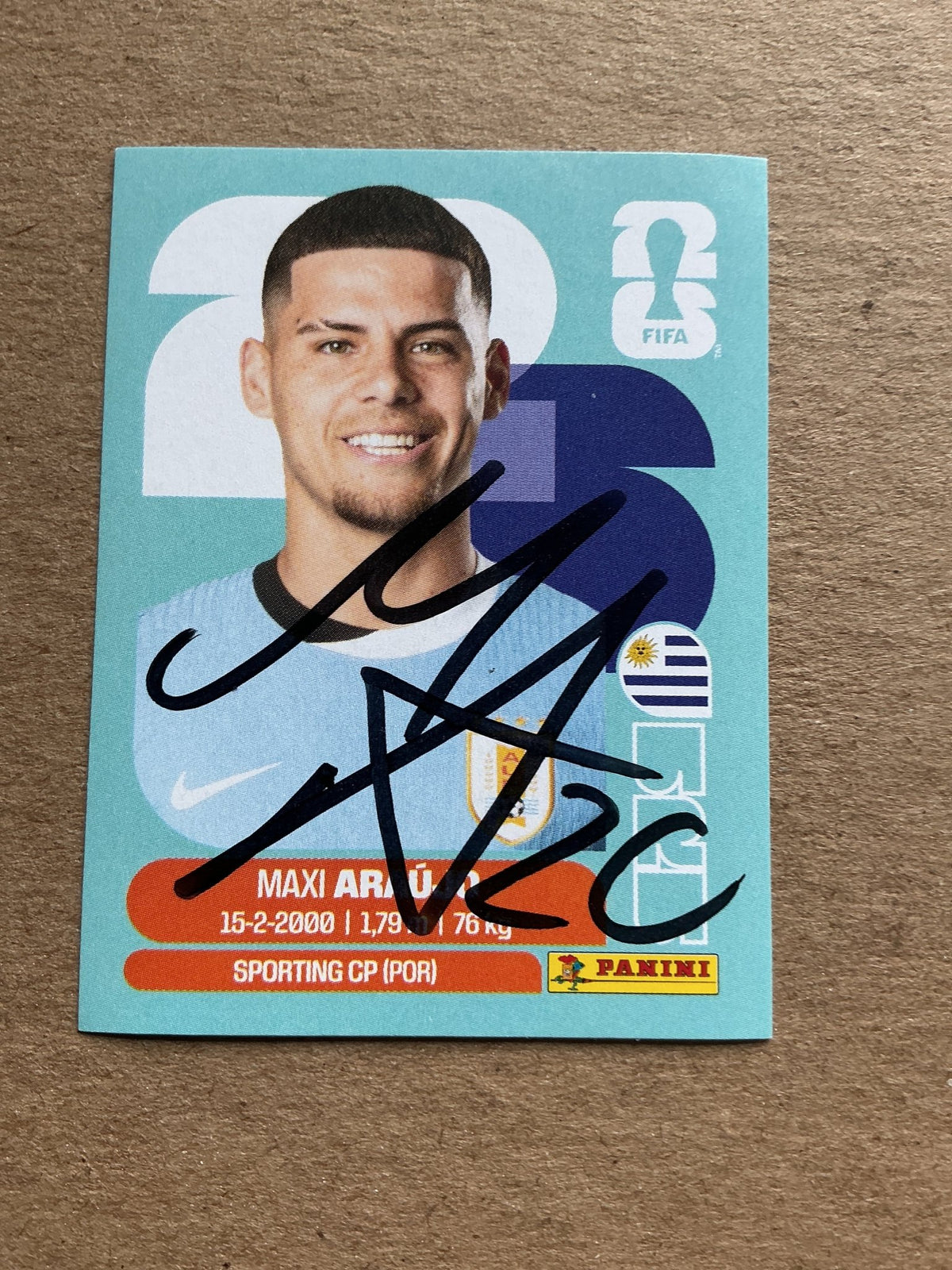 Maxi Araujo, Uruguay 🇺🇾 FIFA World Cup 2026 Panini hand signed - Autographs-World