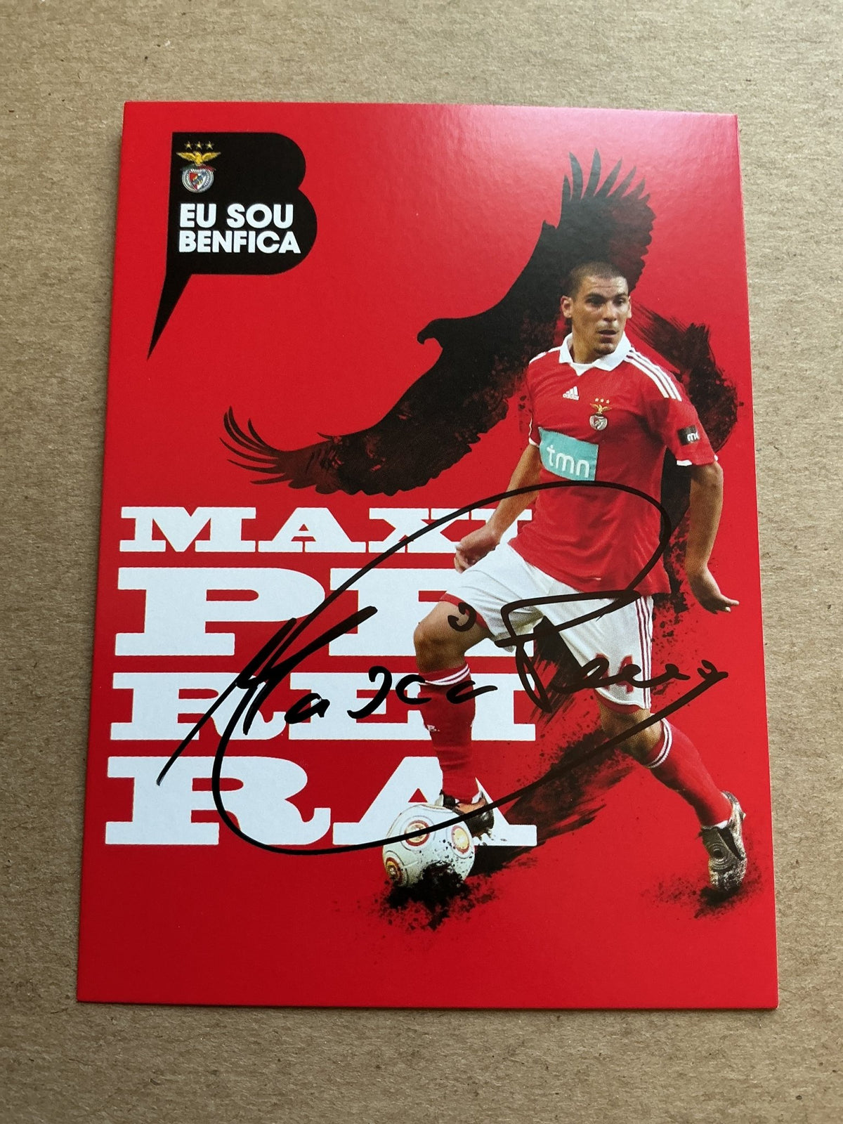 Maxi Perreira, Uruguay 🇺🇾 SL Benfica 2009/10 hand signed - Autographs-World