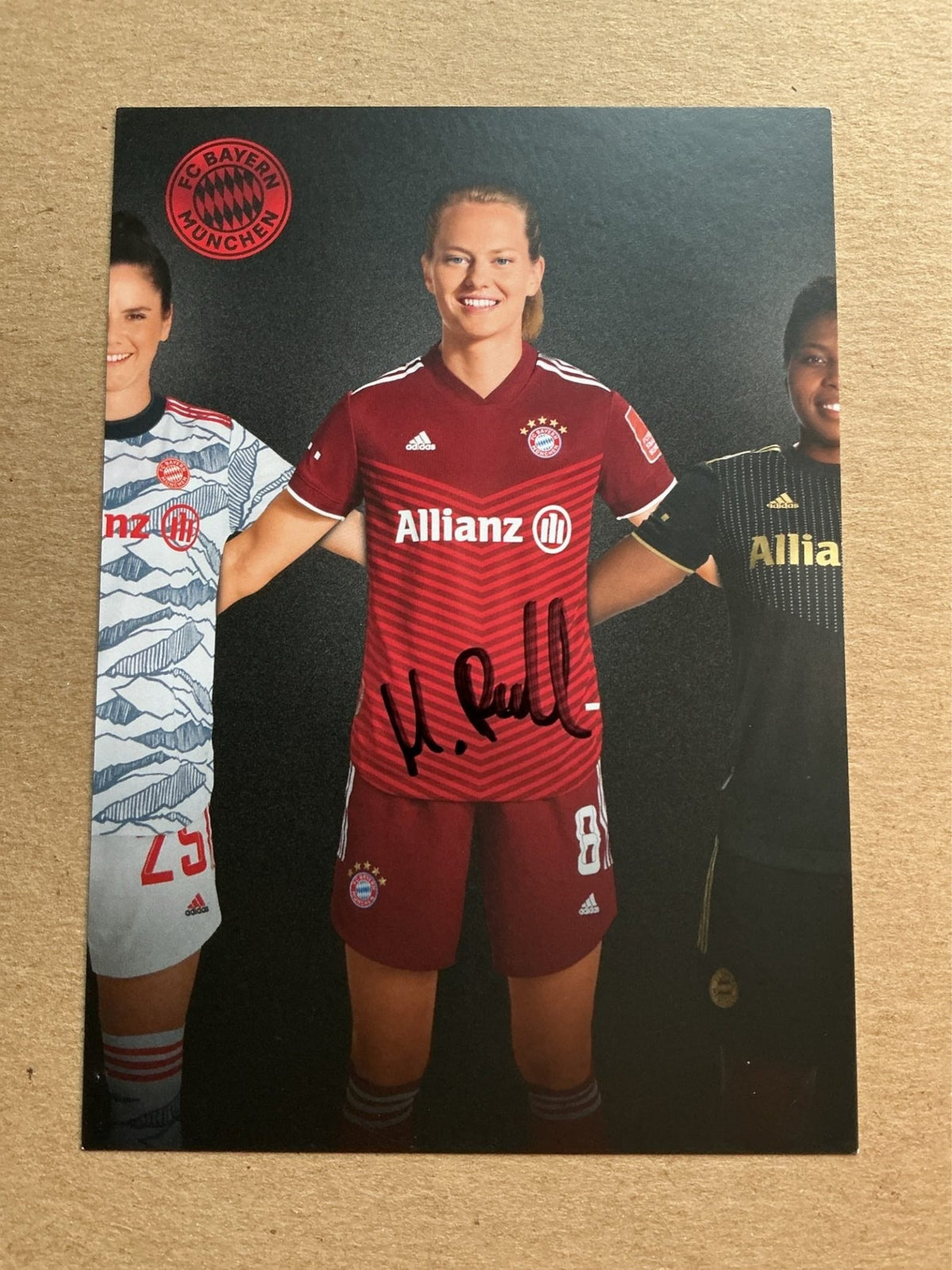Maximiliane Rall, Germany 🇩🇪 FC Bayern München 2021/22 hand signed - Autographs-World