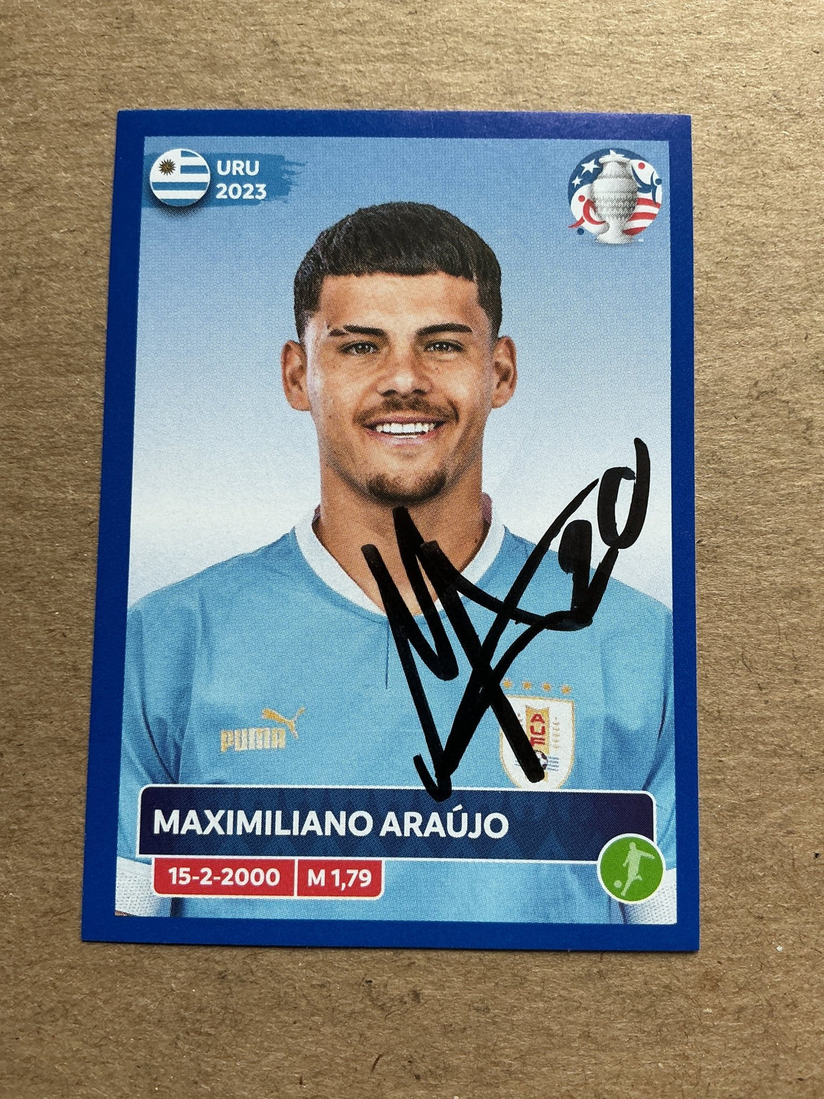 Maximiliano Araujo, Uruguay 🇺🇾 Copa America 2024 Panini hand signed - Autographs-World