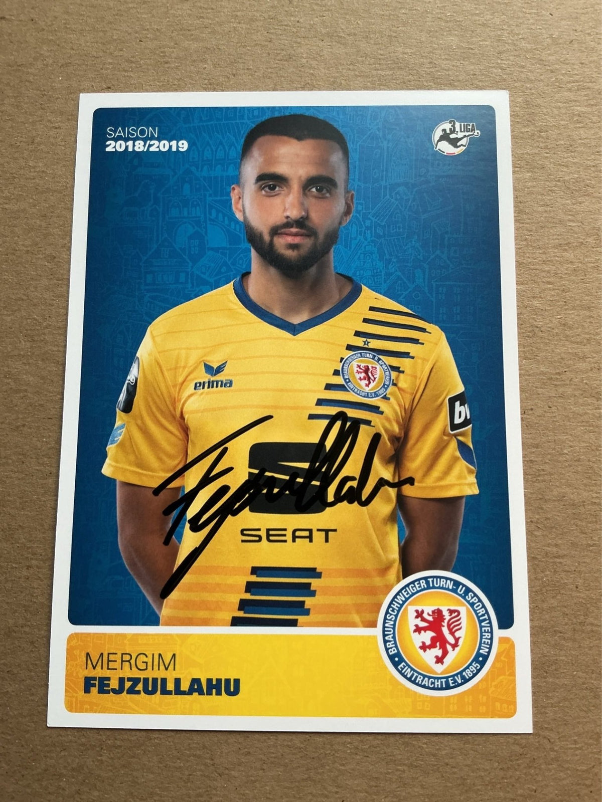 Mergim Fejzullahu, Switzerland 🇨🇭 Eintracht Braunschweig 2018/19 hand signed - Autographs-World
