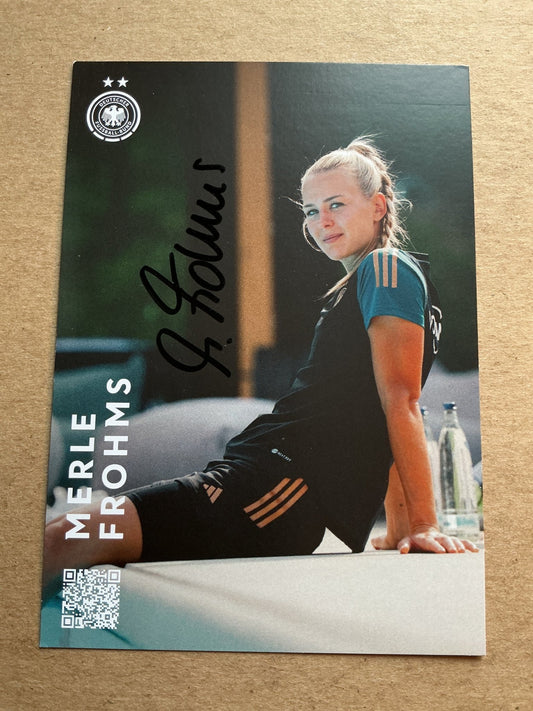 Merle Frohms, Germany 🇩🇪 Summer Olympics 2024 hand signed - Autographs-World