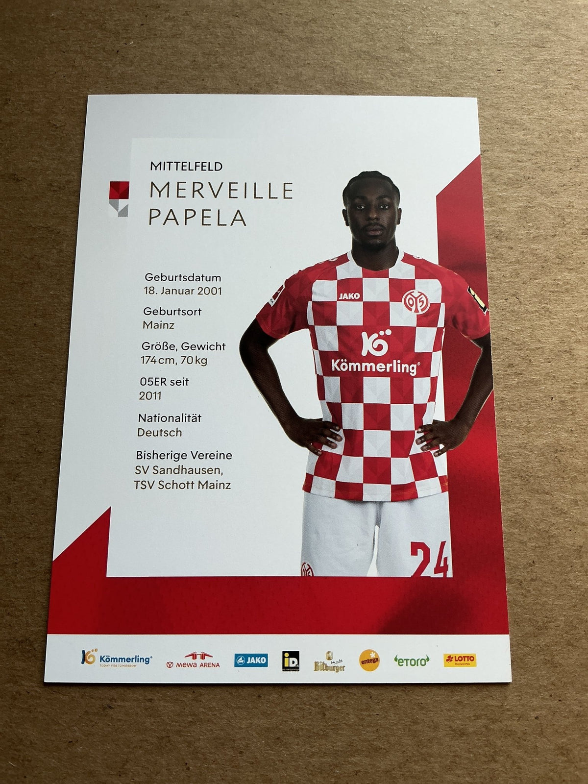 Merveille Papela, Germany 🇩🇪 FSV Mainz 05 2023/24 hand signed - Autographs-World